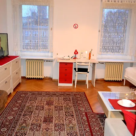 West Mazowiecka 7 Апартаменты Варшава