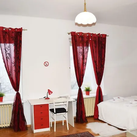 Апартаменты West Mazowiecka 7 Варшава